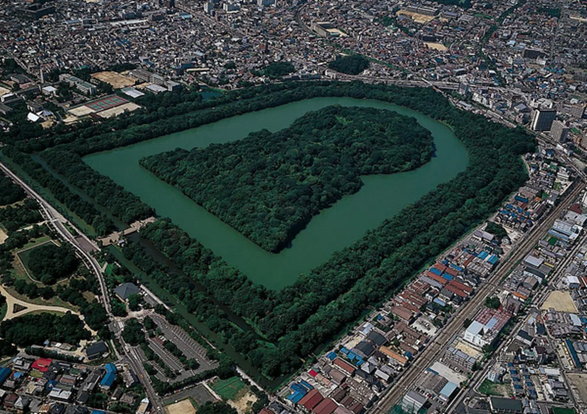 Sakai, Osaka: Blades, Tea, and Burial Mounds (2026)